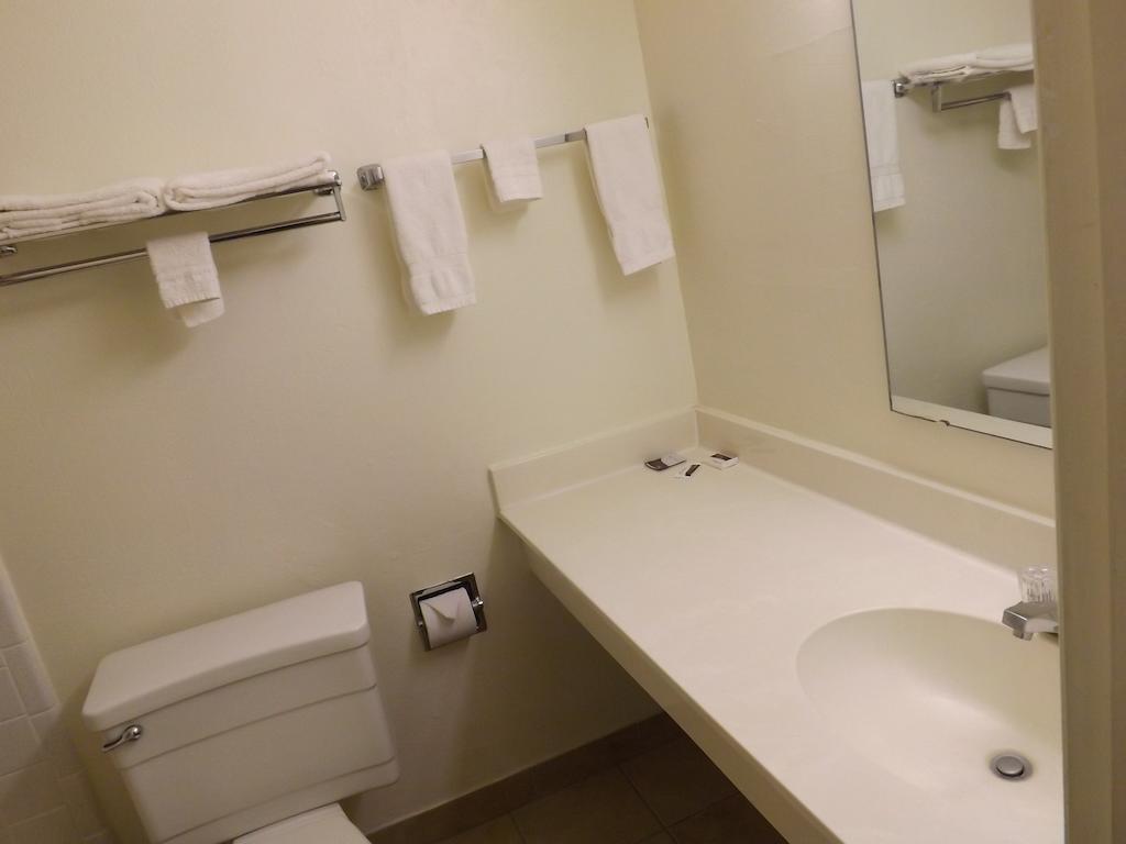 Tristar Inn Xpress ทูคัมคารี ภายนอก รูปภาพ