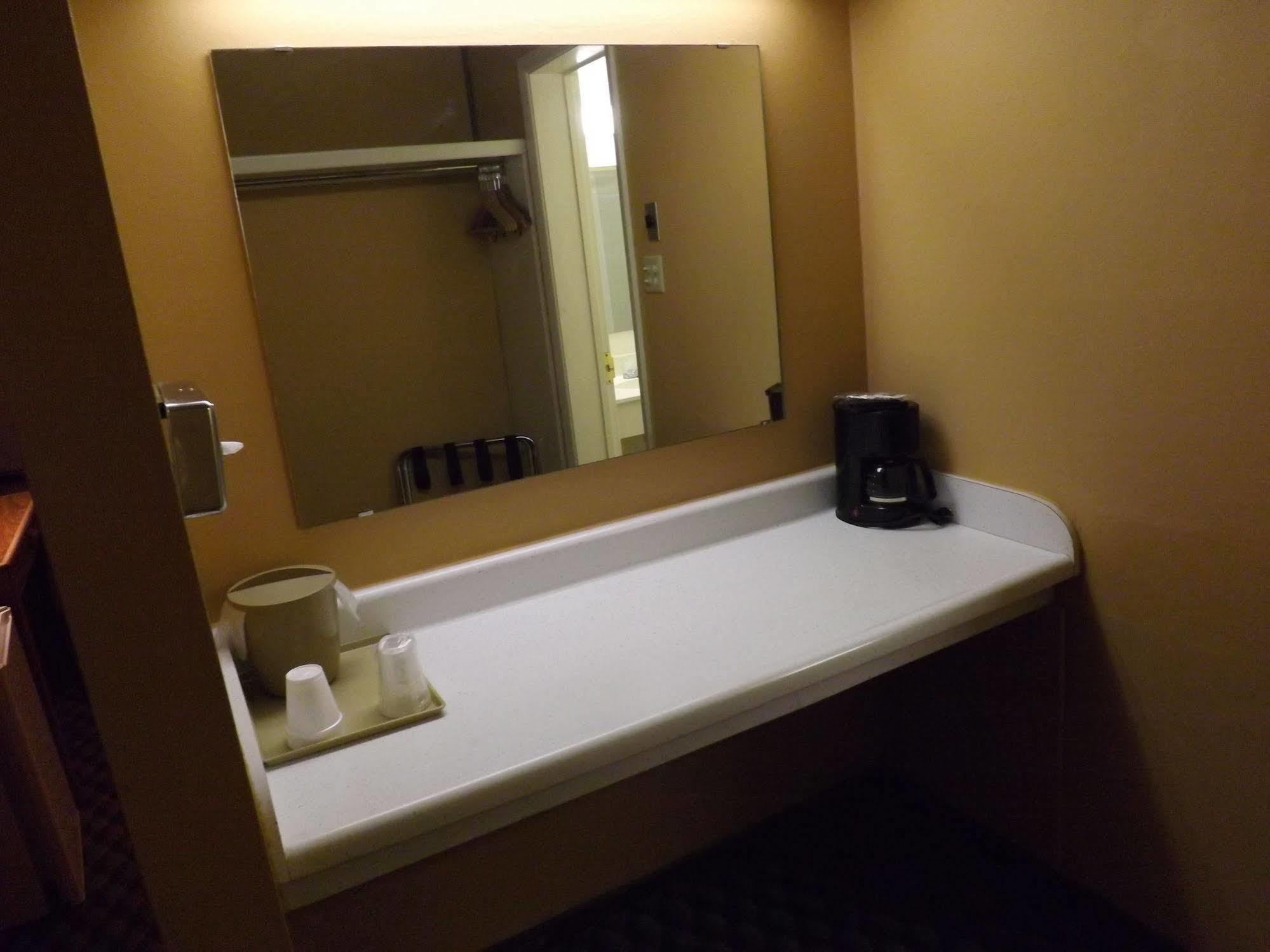 Tristar Inn Xpress ทูคัมคารี ภายนอก รูปภาพ