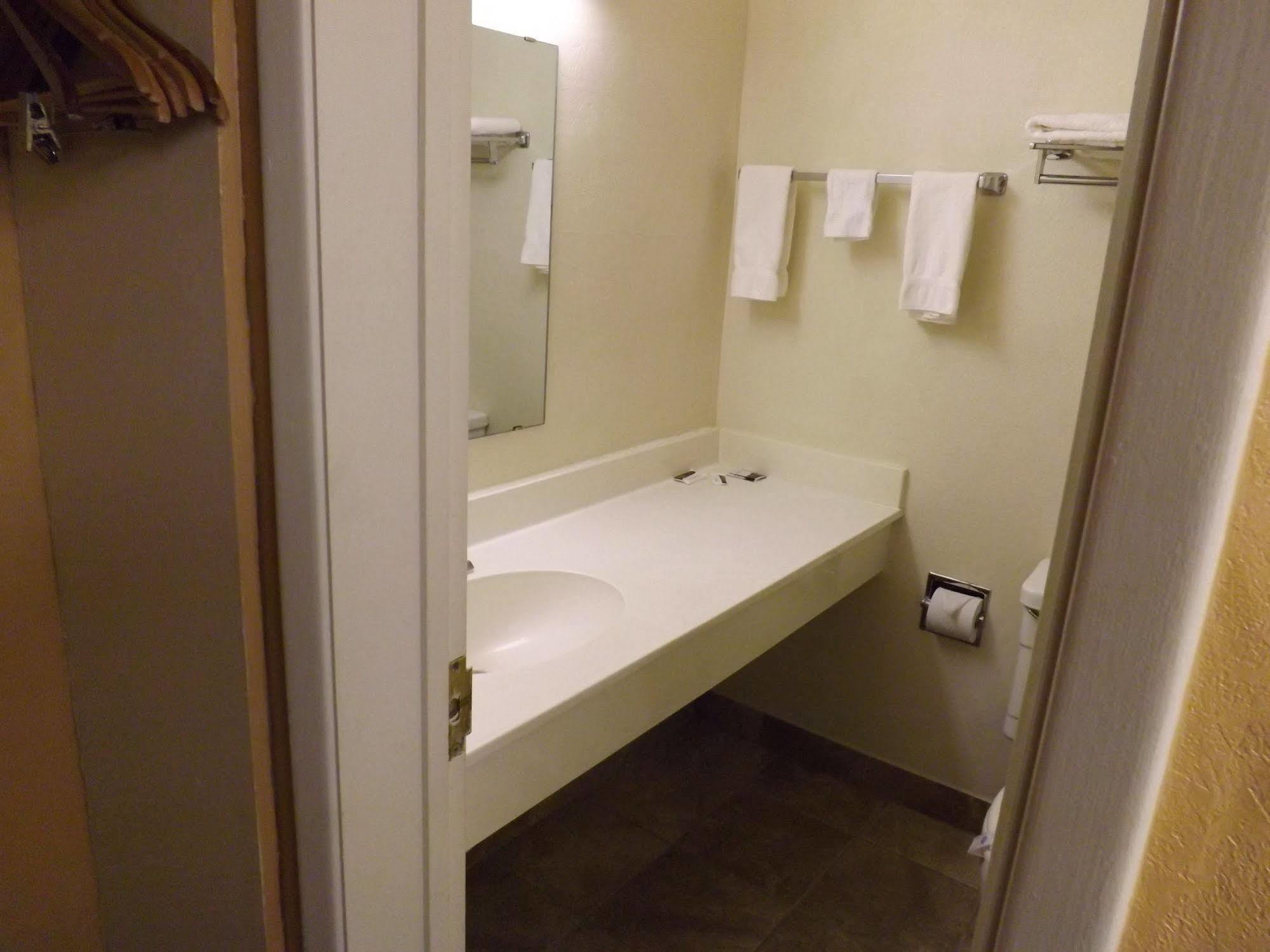 Tristar Inn Xpress ทูคัมคารี ภายนอก รูปภาพ